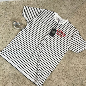🌴 Unisex Catch & Destroy  T Shirt NWT